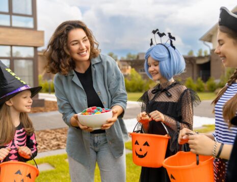 Tricks and Treats – Protect your teeth!